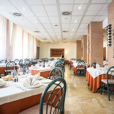 Hilton Garden Inn Bologna North Quarto Inferiore Exterior photo