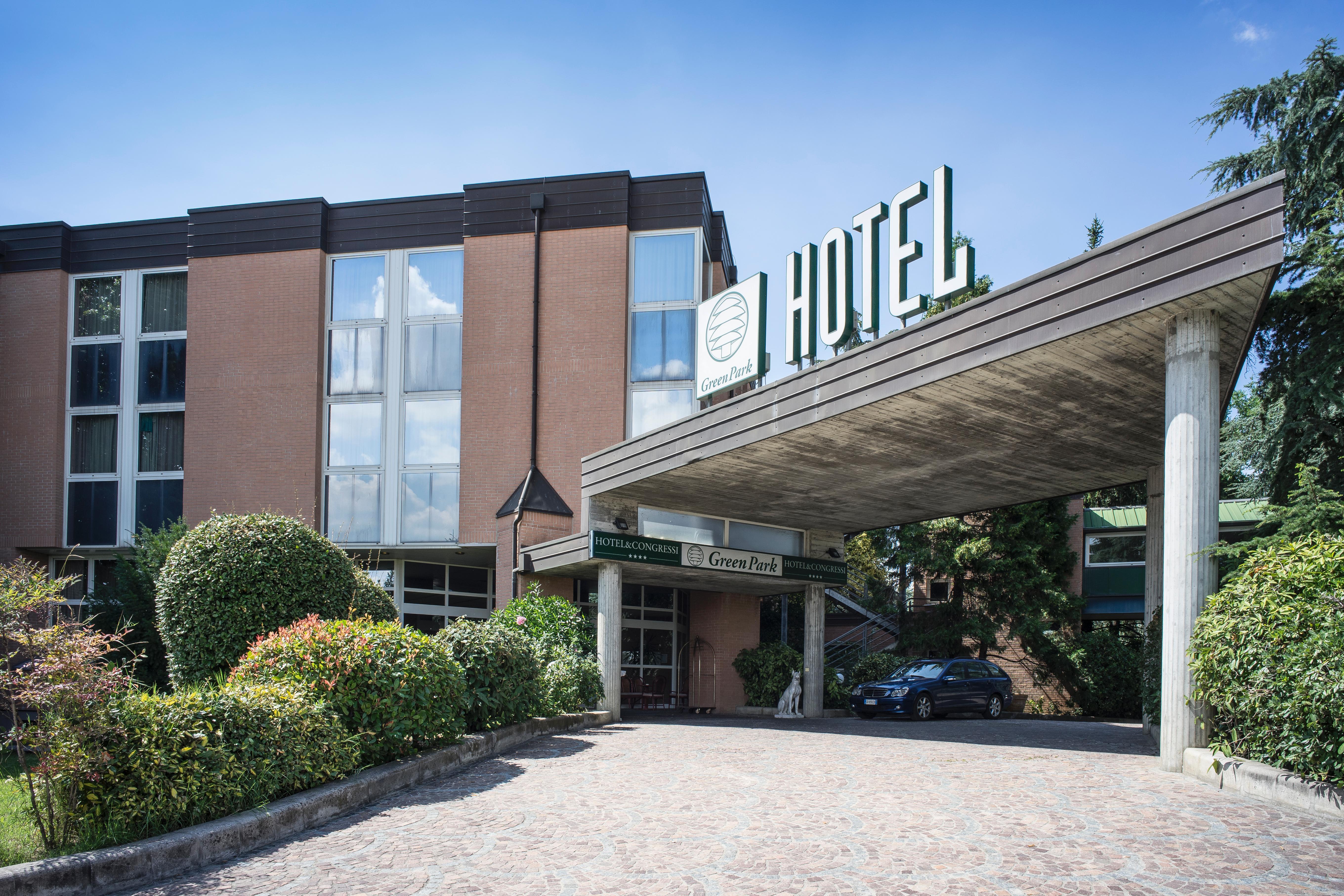 Hilton Garden Inn Bologna North Quarto Inferiore Exterior photo