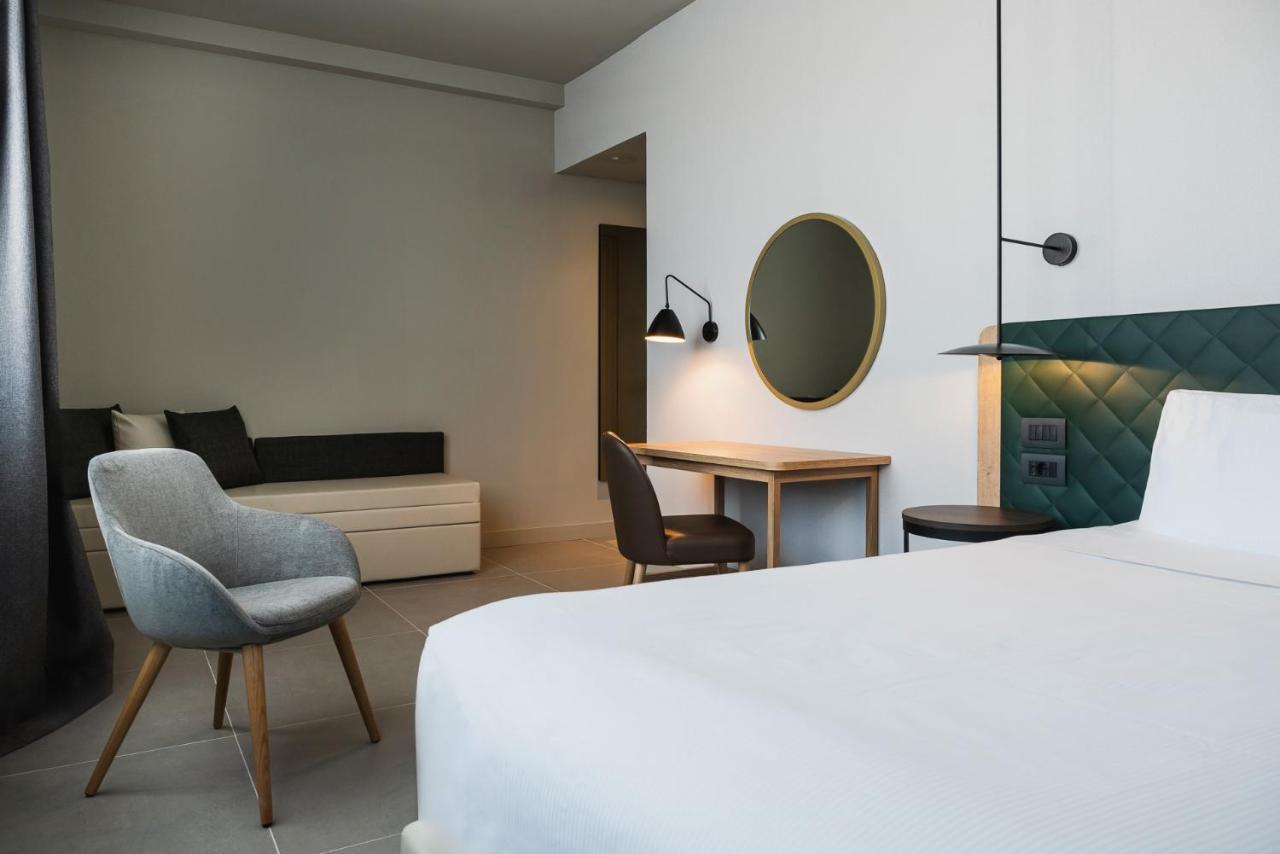 Hilton Garden Inn Bologna North Quarto Inferiore Exterior photo